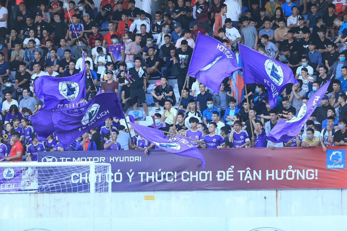 Hứng khởi ngày khai mạc Giải bóng đá 7 người Vô địch Toàn quốc 2020 - khu vực miền Bắc - Ảnh 7. Hứng khởi ngày khai mạc Giải bóng đá 7 người Vô địch Toàn quốc 2020 - khu vực miền Bắc - Ảnh 7.