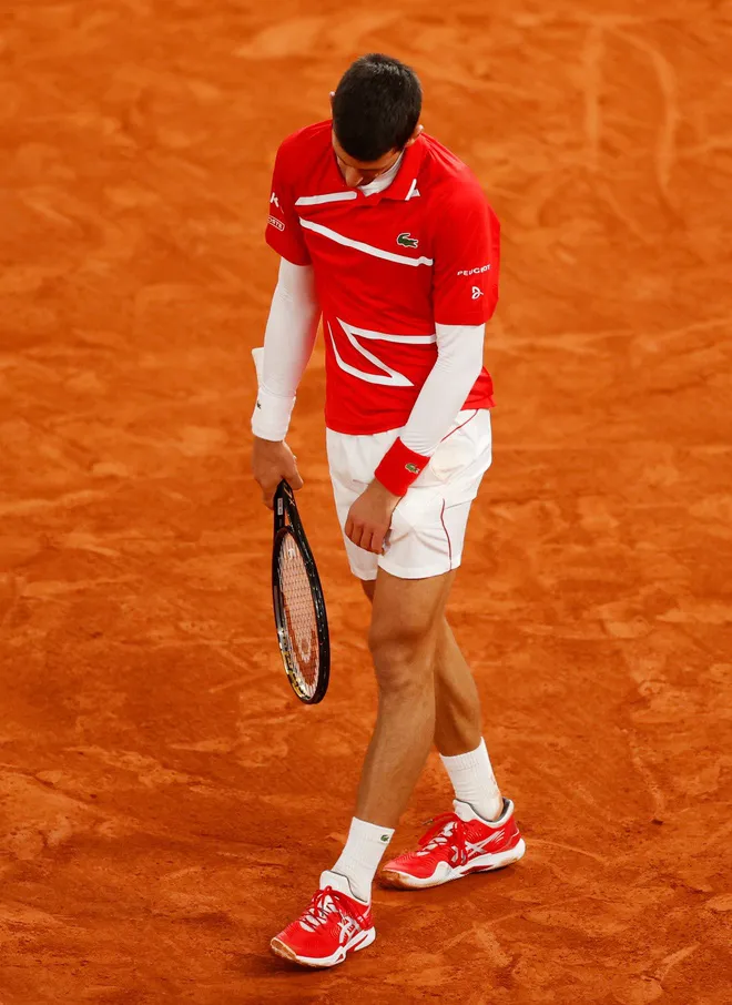 2020_10_11T142029Z_749358226_UP1EGAB13U53A_RTRMADP_3_TENNIS_FRENCHOPEN