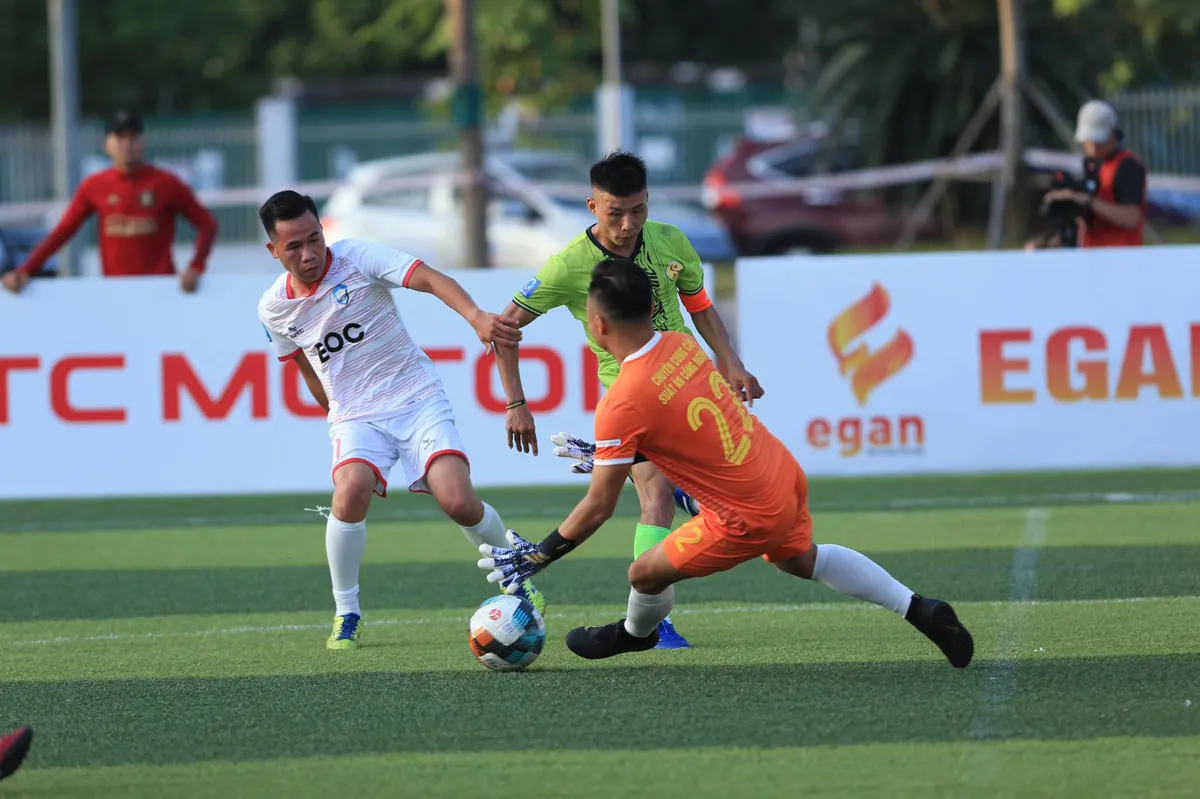 Hứng khởi ngày khai mạc Giải bóng đá 7 người Vô địch Toàn quốc 2020 - khu vực miền Bắc - Ảnh 12. Hứng khởi ngày khai mạc Giải bóng đá 7 người Vô địch Toàn quốc 2020 - khu vực miền Bắc - Ảnh 12.