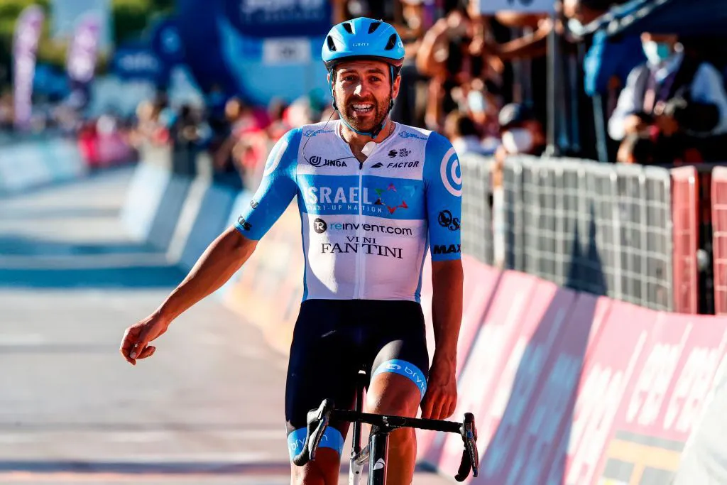 Alex Dowsett về nhất chặng 8 Giro d’Italia - Ảnh 1. Alex Dowsett về nhất chặng 8 Giro d’Italia - Ảnh 1.