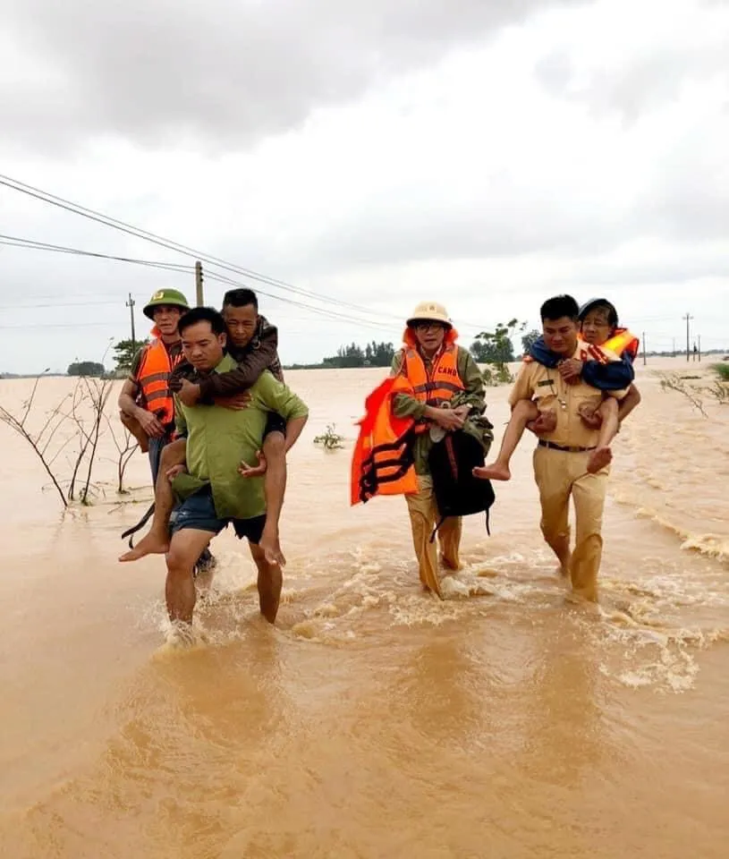 Kinh nghiệm &ldquo;sống chung với lũ&rdquo; ở v&ugrave;ng &ldquo;rốn&rdquo; lũ - Ảnh 1.