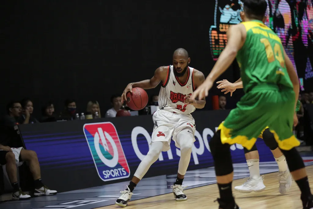 VBA 2020 - game 4: Chiến thắng cho Danang Dragons nhờ sự trở lại của các cầu thủ chất lượng - Ảnh 2. VBA 2020 - game 4: Chiến thắng cho Danang Dragons nhờ sự trở lại của các cầu thủ chất lượng - Ảnh 2.