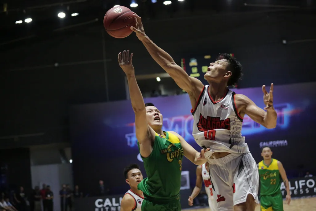 VBA 2020 - game 4: Chiến thắng cho Danang Dragons nhờ sự trở lại của các cầu thủ chất lượng - Ảnh 1. VBA 2020 - game 4: Chiến thắng cho Danang Dragons nhờ sự trở lại của các cầu thủ chất lượng - Ảnh 1.