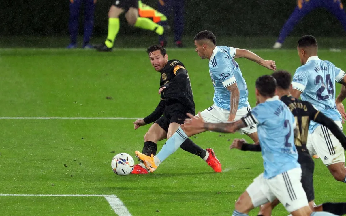 Celta Vigo 0-3 Barcelona: Barca đại thắng dù chơi thiếu người - Ảnh 2. Celta Vigo 0-3 Barcelona: Barca đại thắng dù chơi thiếu người - Ảnh 2.