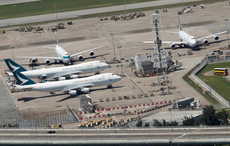 Cathay Pacific sa thải gần 6.000 nhân viên, đóng thương hiệu vì đại dịch - Ảnh 1.