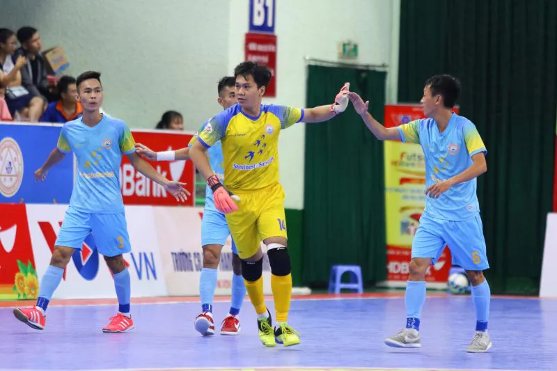 Giải Futsal VĐQG 2020: Thái Sơn Nam vô địch, Savinest Sanatech Khánh Hòa xếp hạng 3 sau lượt trận cuối - Ảnh 1. Giải Futsal VĐQG 2020: Thái Sơn Nam vô địch, Savinest Sanatech Khánh Hòa xếp hạng 3 sau lượt trận cuối - Ảnh 1.
