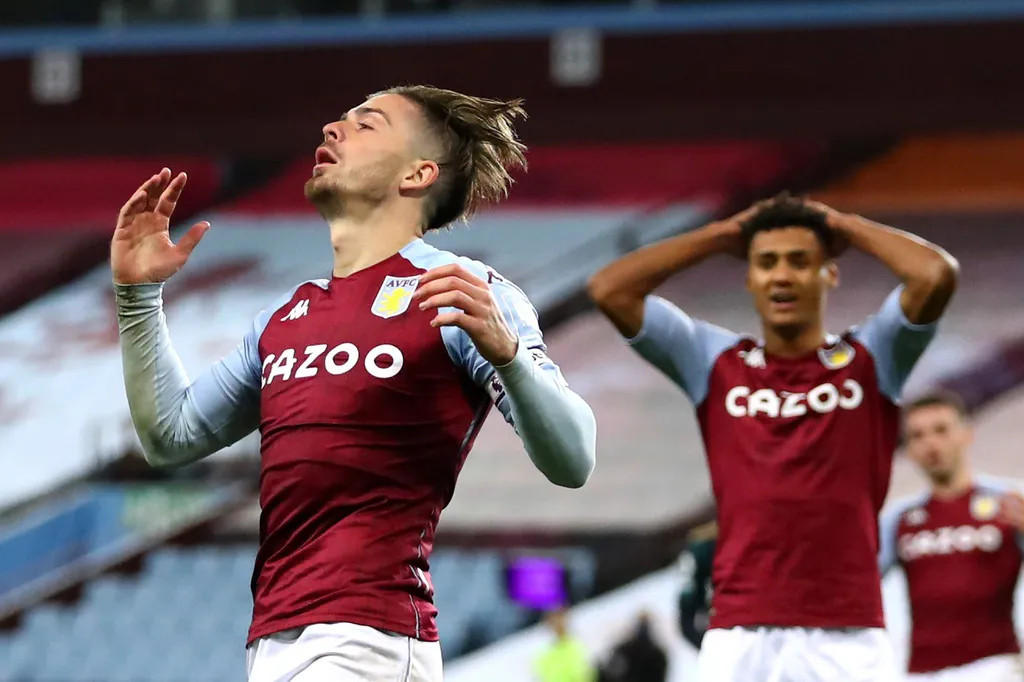 Aston Villa 0-3 Leeds Utd: Patrick Bamford lập hat-trick, Leeds đè bẹp Aston Villa - Ảnh 1. Aston Villa 0-3 Leeds Utd: Patrick Bamford lập hat-trick, Leeds đè bẹp Aston Villa - Ảnh 1.