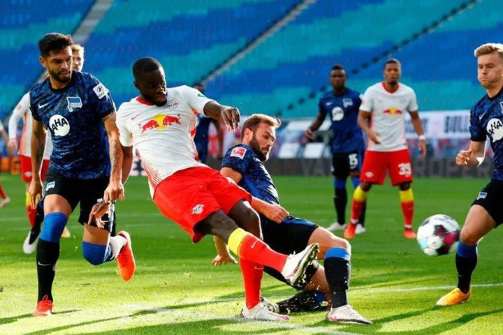 Bayern Munich, Leipzig dễ dàng giành 3 điểm trên sân nhà (Vòng 5 Bundesliga 2020/21) - Ảnh 2. Bayern Munich, Leipzig dễ dàng giành 3 điểm trên sân nhà (Vòng 5 Bundesliga 2020/21) - Ảnh 2.
