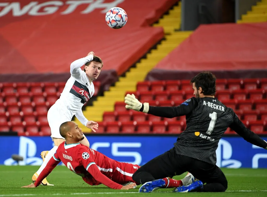 Liverpool trả giá đắt cho chiến thắng ở Champions League - Ảnh 3. Liverpool trả giá đắt cho chiến thắng ở Champions League - Ảnh 3.