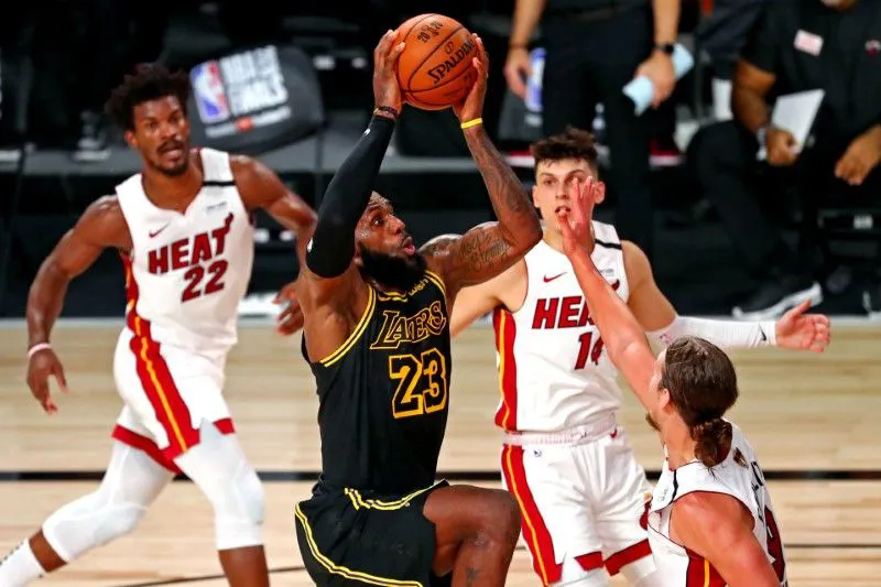 NBA Finals 2020 - game 2: Chiến thắng dễ dàng cho Los Angeles Lakers - Ảnh 1. NBA Finals 2020 - game 2: Chiến thắng dễ dàng cho Los Angeles Lakers - Ảnh 1.