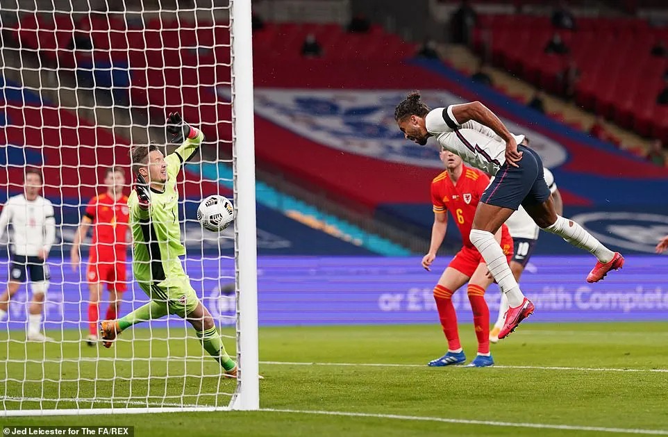 ĐT Anh 3-0 ĐT xứ Wales: Chiến thắng dễ d&agrave;ng - Ảnh 1.