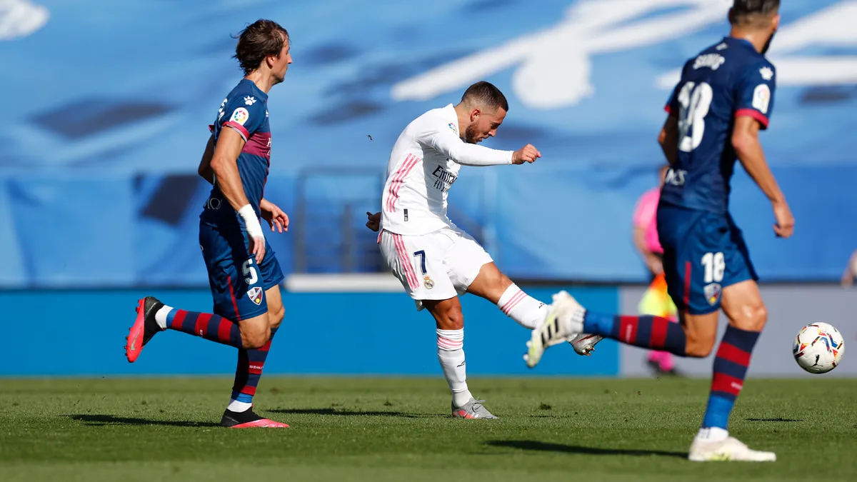 Real Madrid 4-1 Huesca: Eden Hazard ghi bàn trở lại! - Ảnh 1.