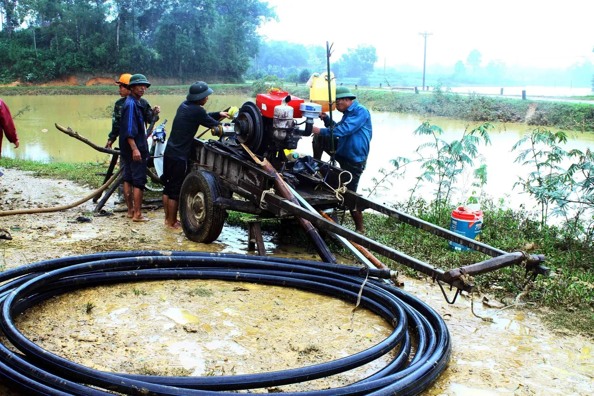 Tập trung khắc phục hậu quả mưa lũ tại huyện Thanh Chương (Nghệ An) - Ảnh 4.