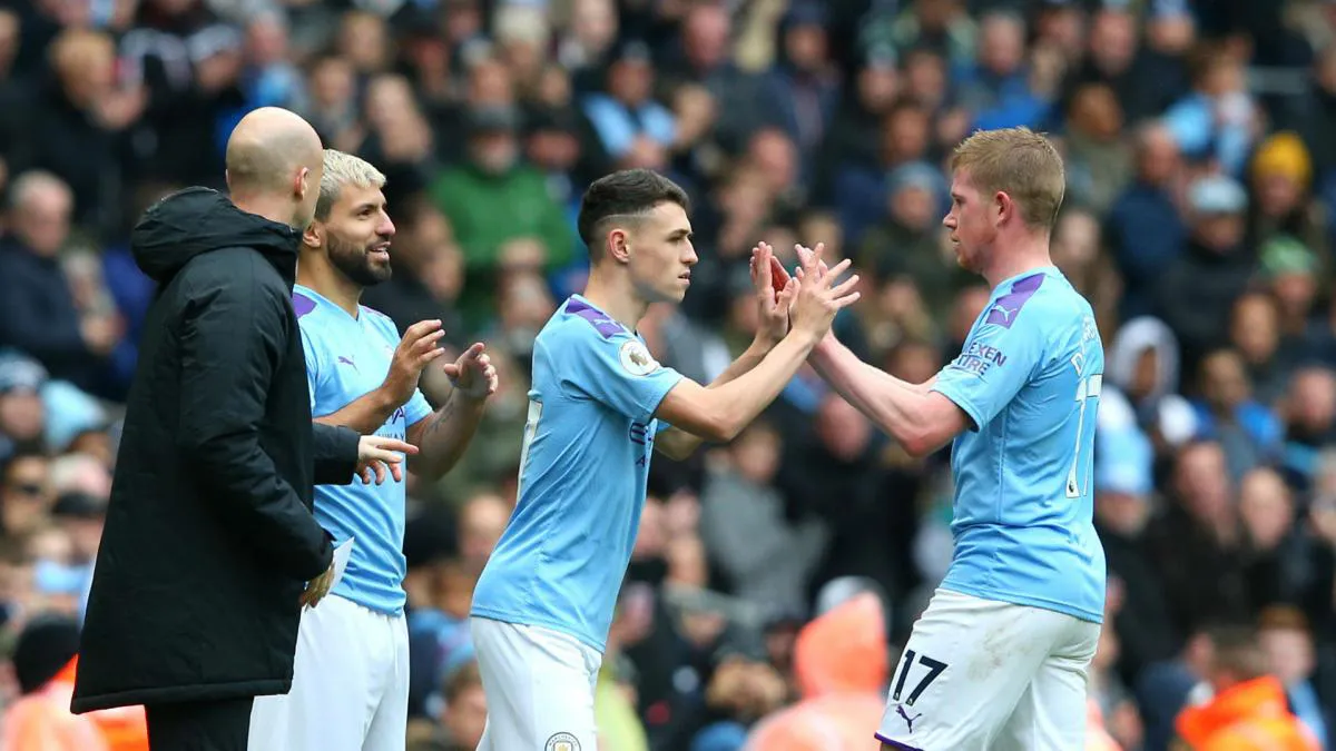 Manchester City & Liverpool phản đối luật thay người của giải Ngoại hạng Anh - Ảnh 1. Manchester City & Liverpool phản đối luật thay người của giải Ngoại hạng Anh - Ảnh 1.