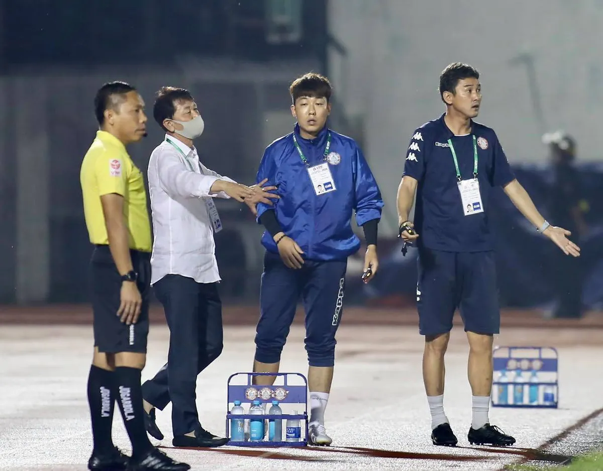 CLB TP Hồ Chí Minh chia tay HLV Chung Hae Soung và các trợ lý - Ảnh 2.