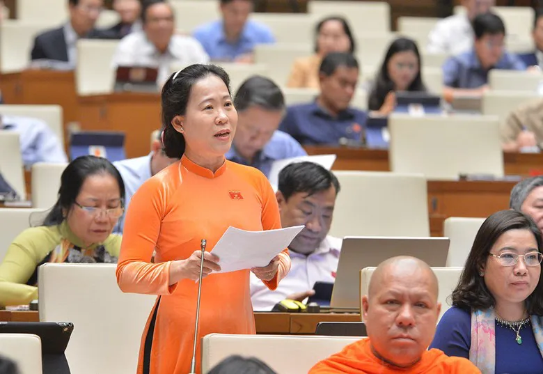 Chúng ta luôn trăn trở về xây tổ để đón đại bàng, nhưng lại chưa sẵn sàng cởi trói nguồn lực - Ảnh 1.