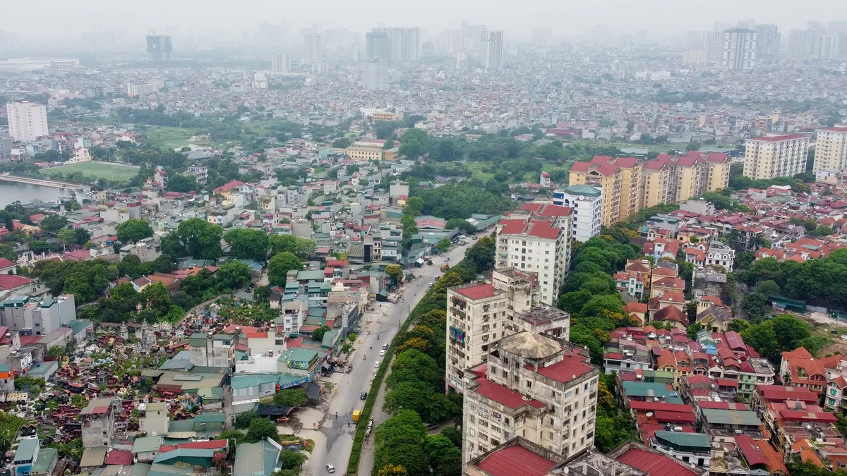Nhiều dự án, trụ sở chưa hết bảo hành đã xuống cấp, Bộ Xây dựng nói gì? - Ảnh 1.