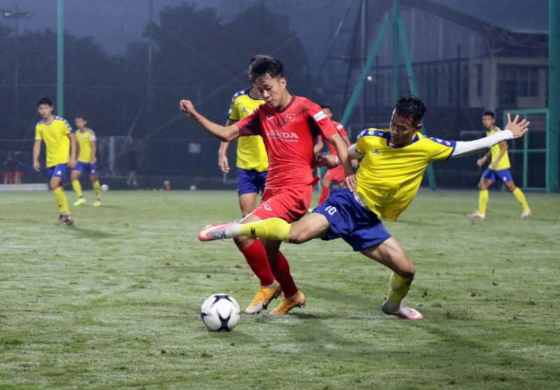 Đấu tập, U22 Việt Nam 4-0 U21 DNH Nam Định: Kết quả tích cực! - Ảnh 1. Đấu tập, U22 Việt Nam 4-0 U21 DNH Nam Định: Kết quả tích cực! - Ảnh 1.