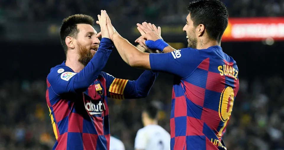 Luis Suarez nhiễm COVID-19, lỡ trận gặp Messi - Ảnh 2. Luis Suarez nhiễm COVID-19, lỡ trận gặp Messi - Ảnh 2.