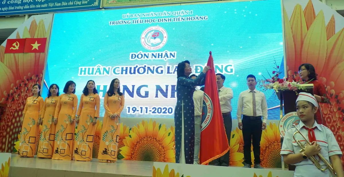 Kỷ niệm 100 năm trường Tiểu học Đinh Tiên Hoàng, TP.HCM - Ảnh 1.