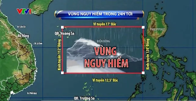 Bão số 10 hướng về miền Trung, suy yếu khi đi vào biển Đông - Ảnh 1.