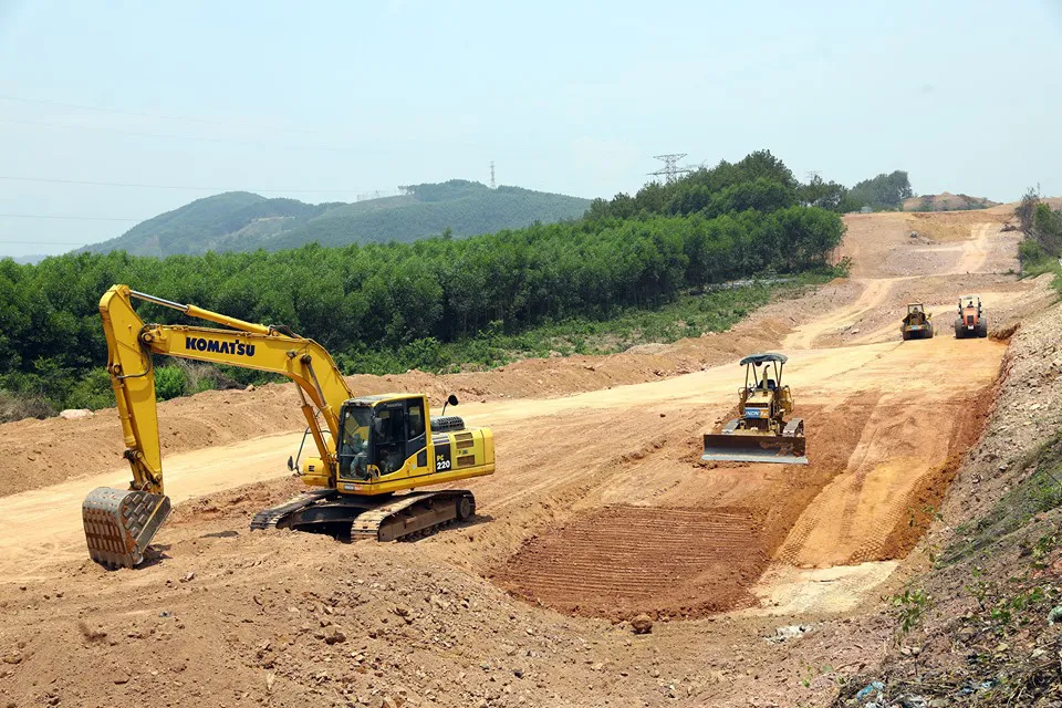 PPP ngày càng thu hẹp trong cao tốc Bắc - Nam phía Đông - Ảnh 2.