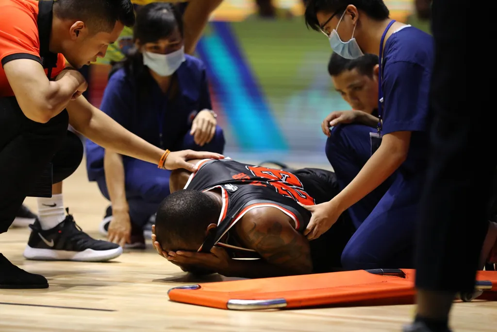 VBA 2020 - game 24: Nha Trang Dolphins giành chiến thắng cách biệt trước Danang Dragons - Ảnh 2. VBA 2020 - game 24: Nha Trang Dolphins giành chiến thắng cách biệt trước Danang Dragons - Ảnh 2.