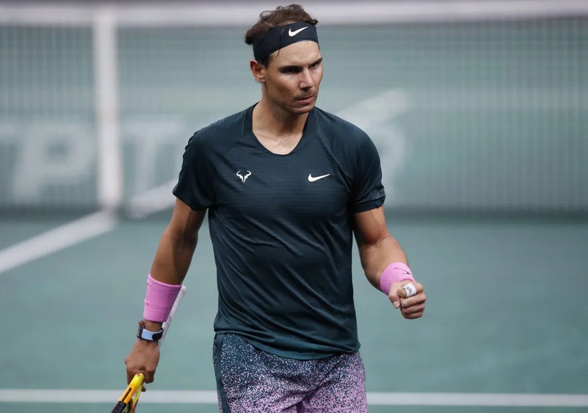Rafael Nadal thẳng tiến v&agrave;o tứ kết Paris Masters 2020 - Ảnh 3.