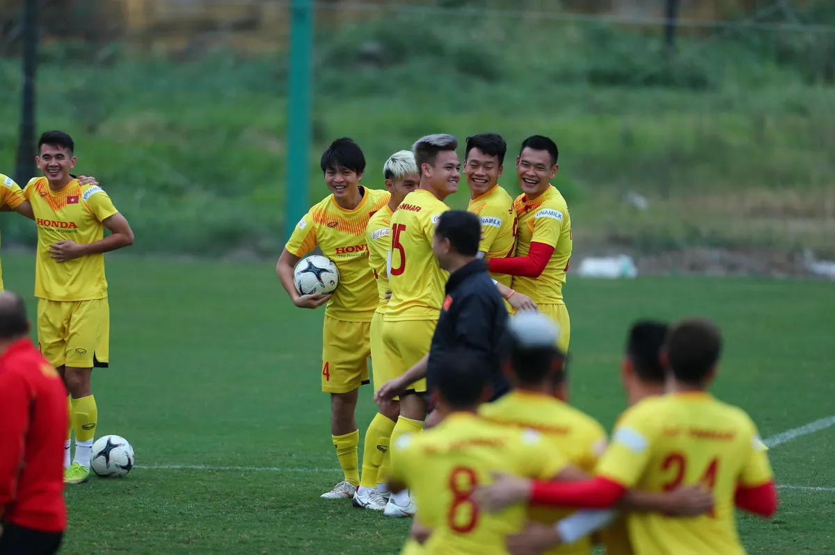 Thầy Park phá game trong buổi tập của ĐT Việt Nam - Ảnh 13.
