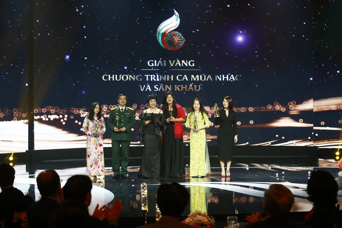 Giải Vàng chương trình Ca Múa Nhạc Giải Vàng chương trình Ca Múa Nhạc