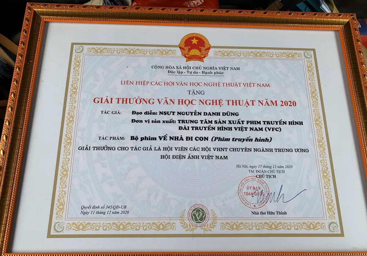 Về nhà đi con thêm một giải thưởng vào bộ sưu tập khủng - Ảnh 2.