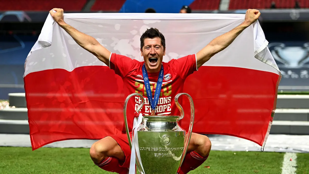 Năm 2020 th&agrave;nh c&ocirc;ng của Lewandowski - Ảnh 1.