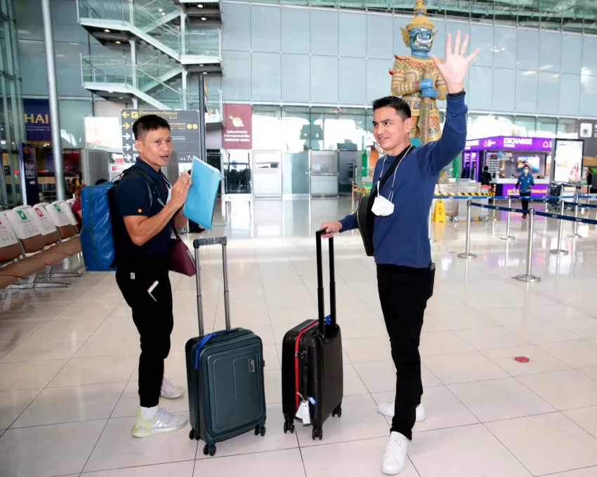 kiatisak-da-dat-chan-den-viet-nam-cach-ly-tai-tp-hcm-073836-1 kiatisak-da-dat-chan-den-viet-nam-cach-ly-tai-tp-hcm-073836-1
