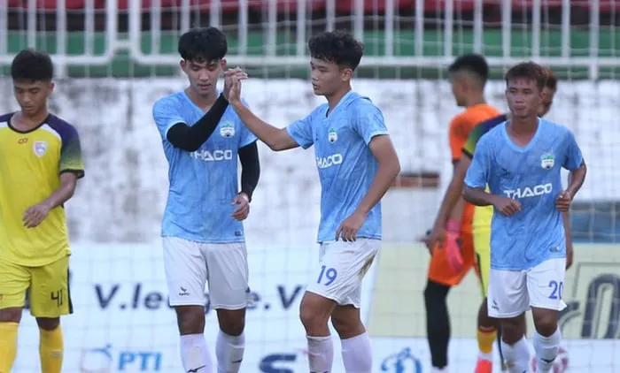 U21 Hà Nội và HAGL cùng gây sốc ở vòng loại U21 Quốc gia - Ảnh 1. U21 Hà Nội và HAGL cùng gây sốc ở vòng loại U21 Quốc gia - Ảnh 1.