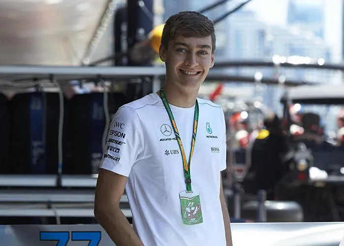 George Russell sẽ thay thế Lewis Hamilton tại GP Sakhir - Ảnh 1. George Russell sẽ thay thế Lewis Hamilton tại GP Sakhir - Ảnh 1.