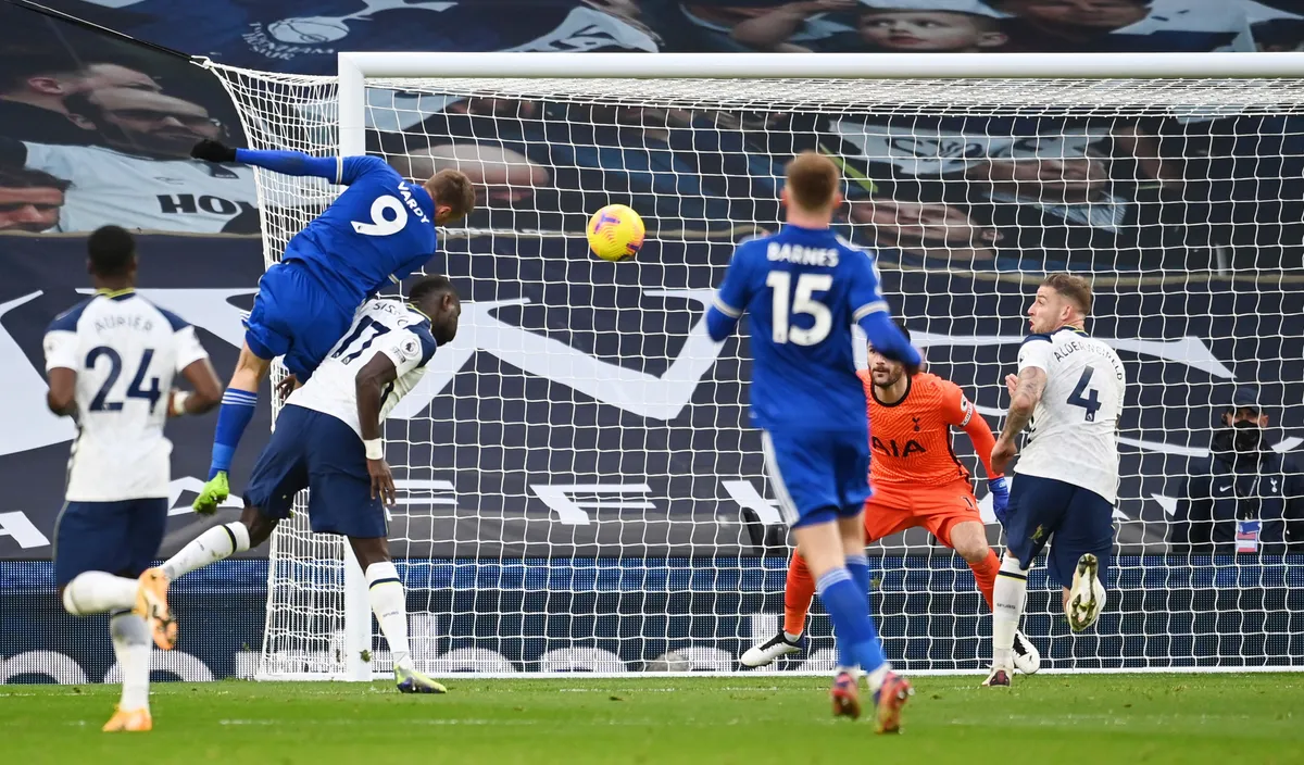 Tottenham 0-2 Leicester City: Vardy lập kỷ lục Leicester áp sát ngôi đầu - Ảnh 3. Tottenham 0-2 Leicester City: Vardy lập kỷ lục Leicester áp sát ngôi đầu - Ảnh 3.