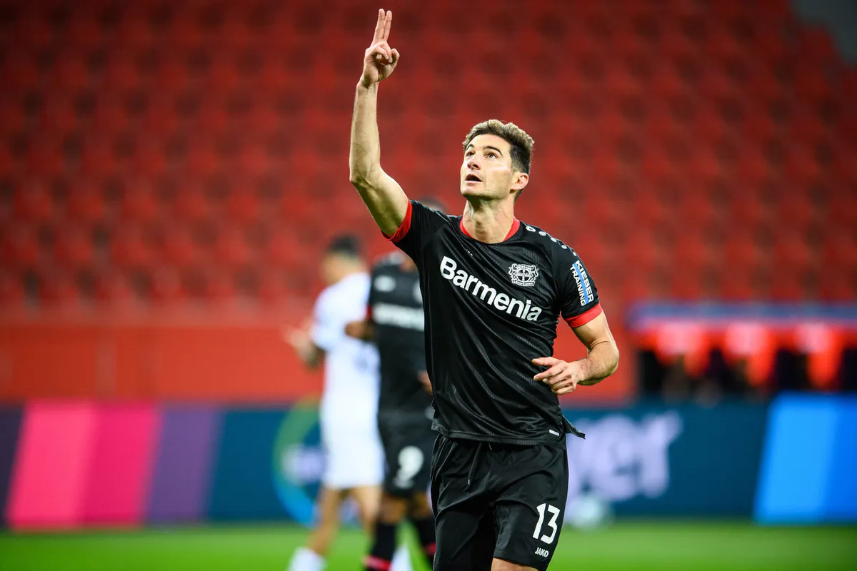 Cuộc đua Vua phá lưới Bundesliga: Lewandowski dẫn đầu, bất ngờ nhân tố Weghorst - Ảnh 5. Cuộc đua Vua phá lưới Bundesliga: Lewandowski dẫn đầu, bất ngờ nhân tố Weghorst - Ảnh 5.