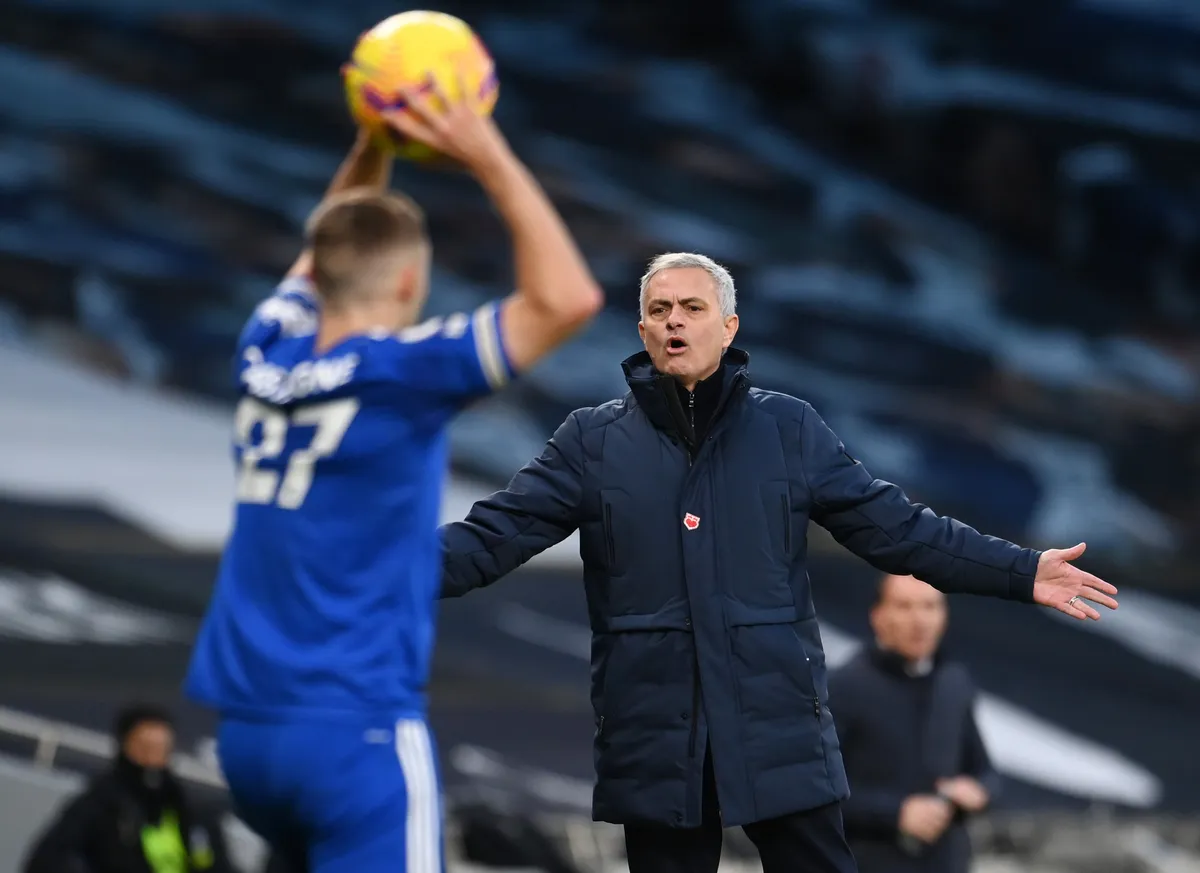 Tottenham 0-2 Leicester City: Vardy lập kỷ lục Leicester áp sát ngôi đầu - Ảnh 4. Tottenham 0-2 Leicester City: Vardy lập kỷ lục Leicester áp sát ngôi đầu - Ảnh 4.