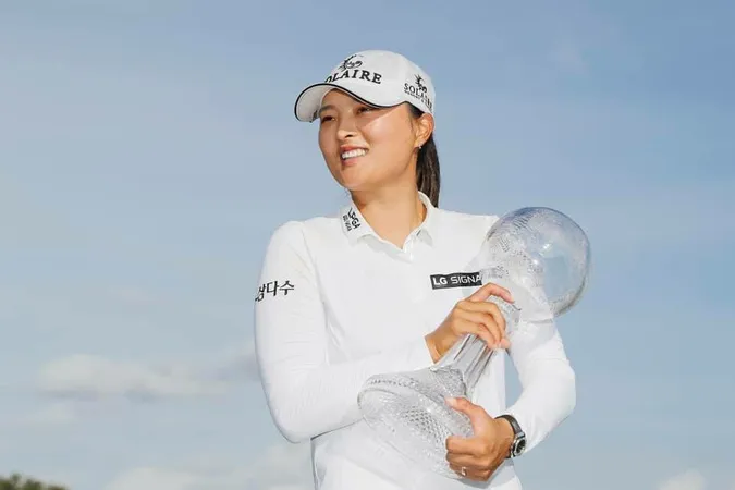Những nhà vô địch Golf tuần qua - Ảnh 3. Những nhà vô địch Golf tuần qua - Ảnh 3.