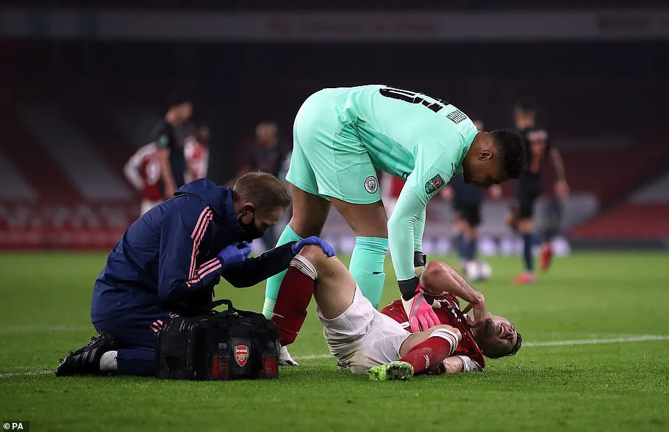 Arsenal 1-4 Man City: Thảm họa Runarsson, mạch trận thất vọng kéo dài! - Ảnh 3. Arsenal 1-4 Man City: Thảm họa Runarsson, mạch trận thất vọng kéo dài! - Ảnh 3.
