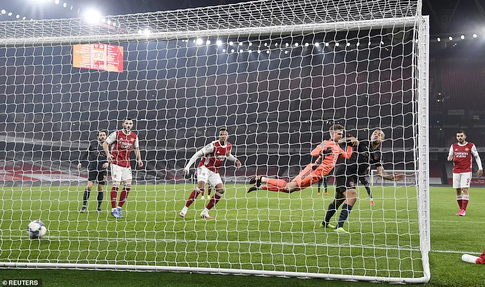 Arsenal 1-4 Man City: Thảm họa Runarsson, mạch trận thất vọng kéo dài! - Ảnh 1. Arsenal 1-4 Man City: Thảm họa Runarsson, mạch trận thất vọng kéo dài! - Ảnh 1.