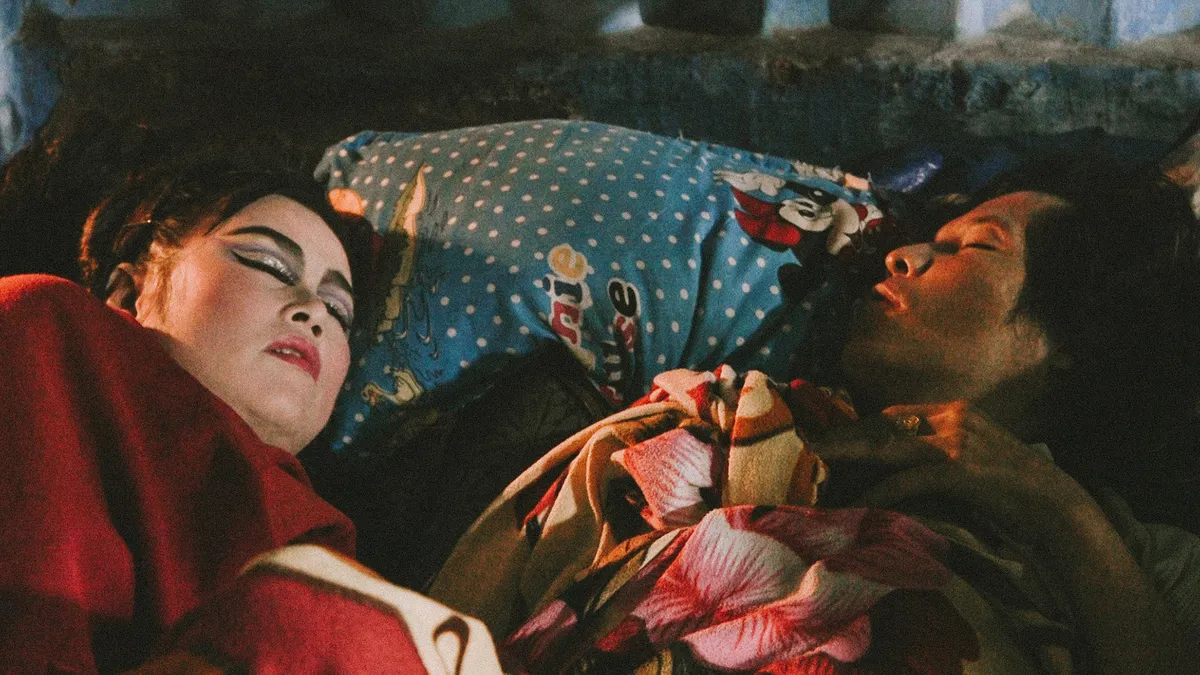 Tắt hết đ&egrave;n v&agrave; chu&ocirc;ng điện thoại, chỉ giữ s&aacute;ng m&agrave;n h&igrave;nh tivi để thưởng thức VTV Đặc biệt Đoạn Trường Vinh Hoa (20h40, 26/12) - Ảnh 3.