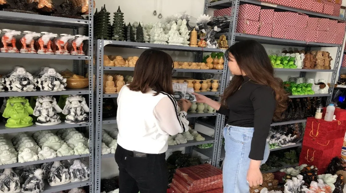 Đ&aacute; trang sức Thanh Long: Địa điểm uy t&iacute;n về sản phẩm đ&aacute; đi&ecirc;u khắc - Ảnh 4.