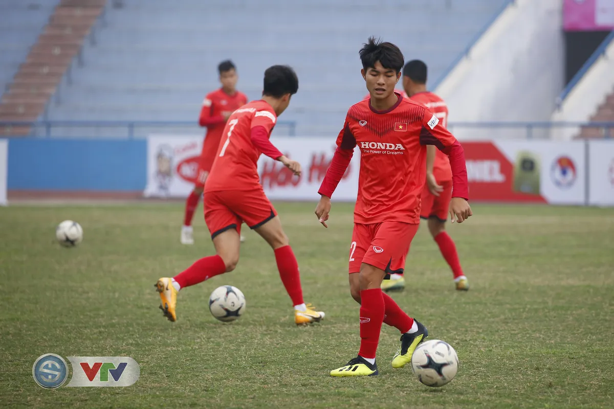 ẢNH: U22 Việt Nam sẵn sàng cho trận tái đấu với các đàn anh - Ảnh 10.
