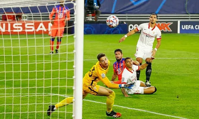 Lập poker ở Champions League, Giroud xác lập hàng loạt kỷ lục - Ảnh 1. Lập poker ở Champions League, Giroud xác lập hàng loạt kỷ lục - Ảnh 1.