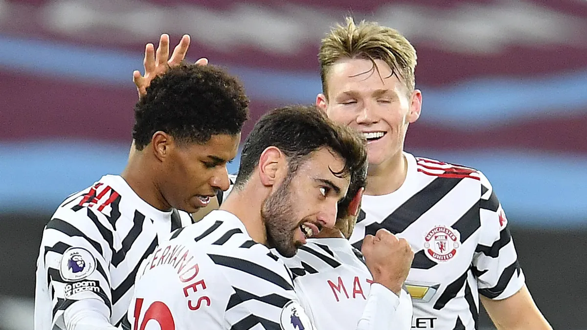 Manchester United gấp rút lên kế hoạch giữ chân Bruno Fernandes - Ảnh 1. Manchester United gấp rút lên kế hoạch giữ chân Bruno Fernandes - Ảnh 1.