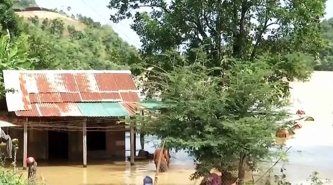 Làm rõ quy trình vận hành hồ thủy điện gây thiệt hại hàng chục tỷ đồng cho dân - Ảnh 2.