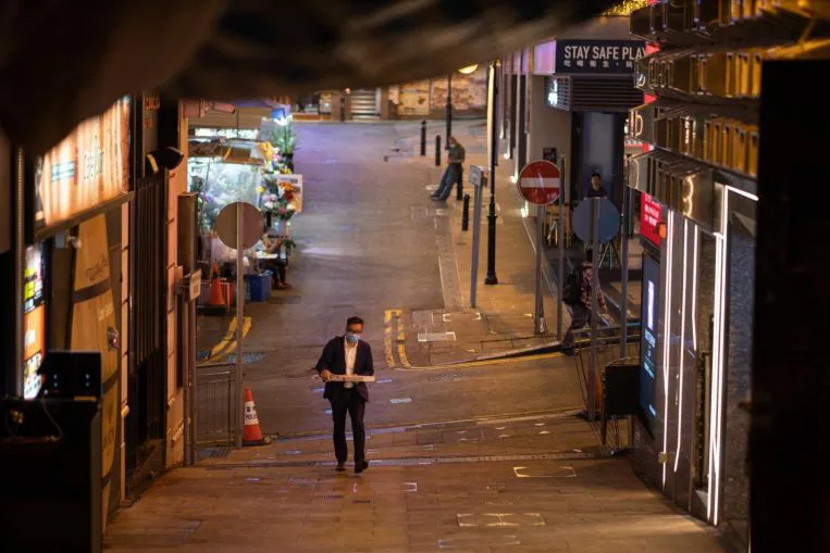 Mất dấu F0, Hong Kong (Trung Quốc) lo ngại bùng dịch lần nữa - Ảnh 2. Mất dấu F0, Hong Kong (Trung Quốc) lo ngại bùng dịch lần nữa - Ảnh 2.