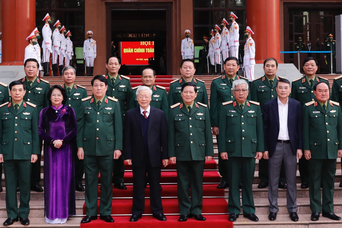 Tổng Bí thư, Chủ tịch nước: Quân đội tuyệt đối không được chủ quan, thỏa mãn - Ảnh 2.