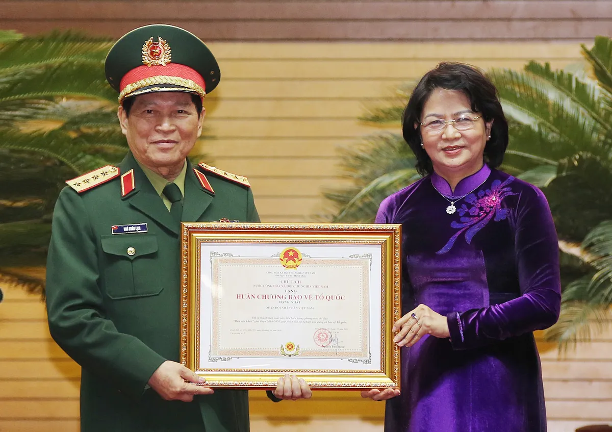 Tổng Bí thư, Chủ tịch nước: Quân đội tuyệt đối không được chủ quan, thỏa mãn - Ảnh 4.